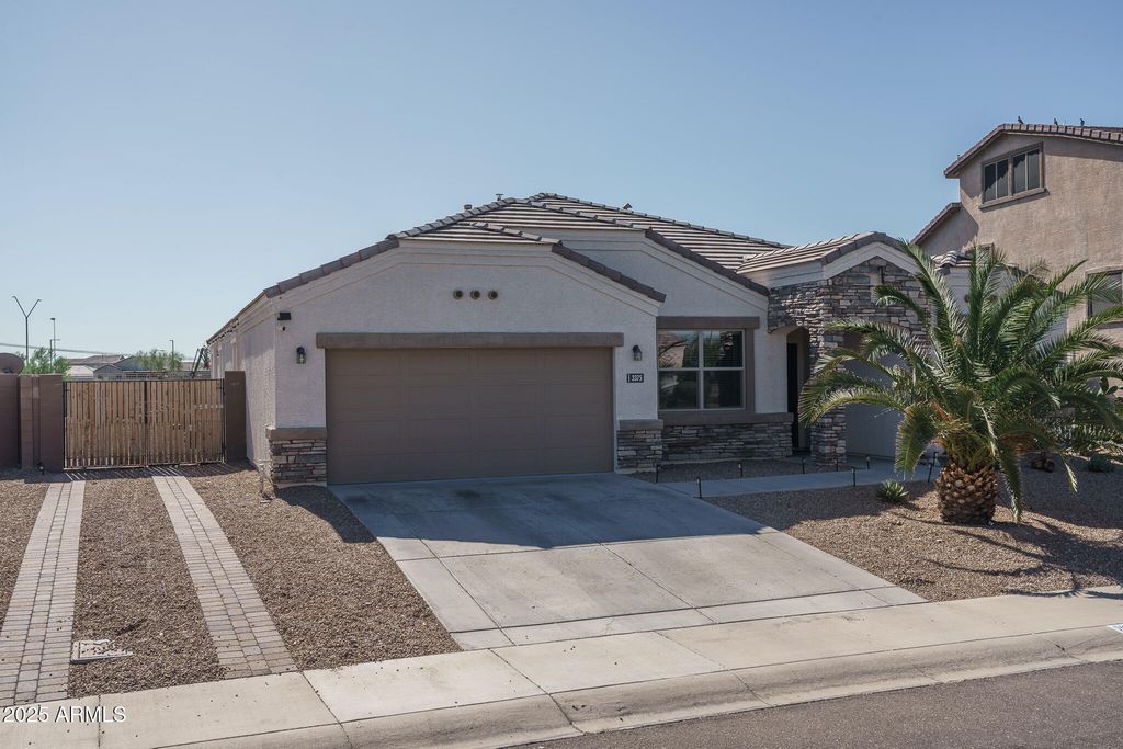 3375 N BROOKLYN Drive, Buckeye, AZ 85396