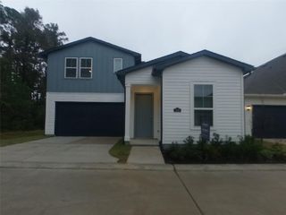 9835 Willow Creek Commerce Drive 310, Tomball, TX 77375