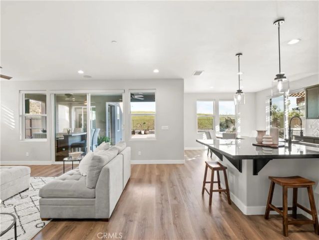 4483 Crown Bluffs Drive, Madera, CA 93636