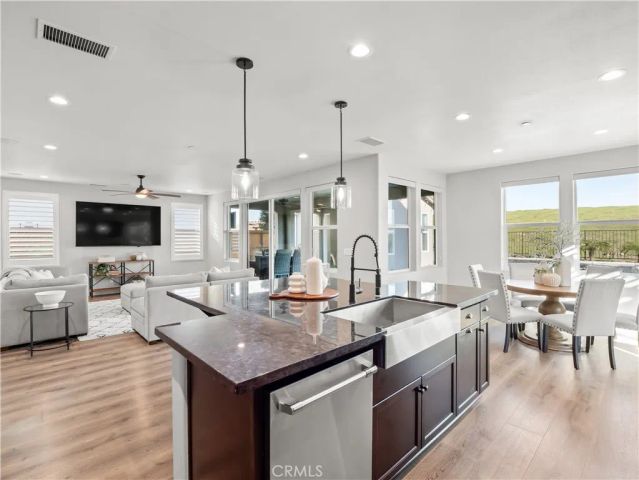 4483 Crown Bluffs Drive, Madera, CA 93636