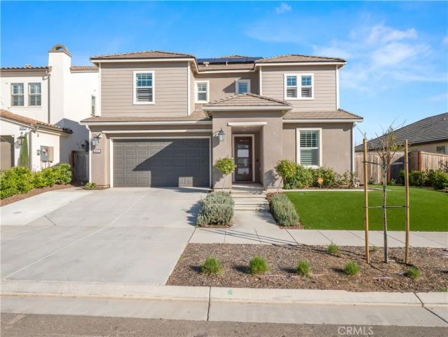 4483 Crown Bluffs Drive, Madera, CA 93636