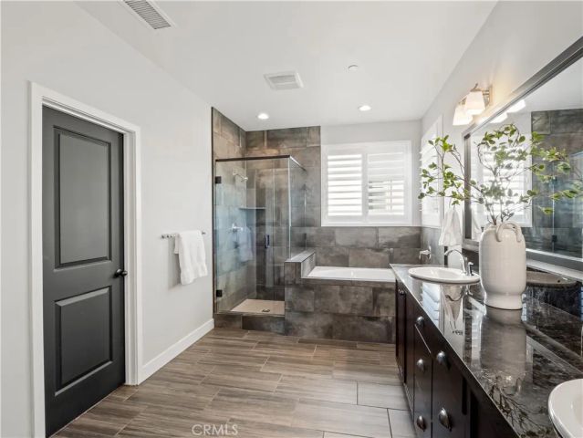 4483 Crown Bluffs Drive, Madera, CA 93636