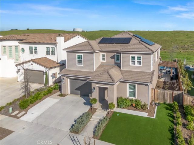 4483 Crown Bluffs Drive, Madera, CA 93636