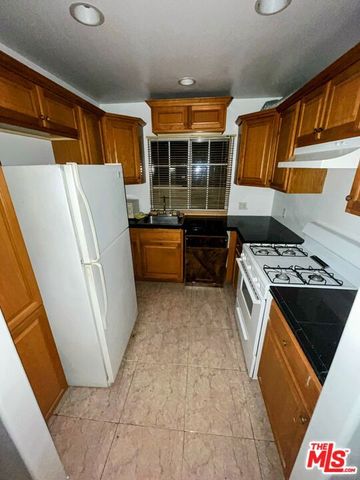 1457 S Holt Avenue, Los Angeles, CA 90035