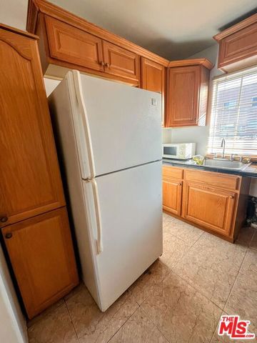 1457 S Holt Avenue, Los Angeles, CA 90035