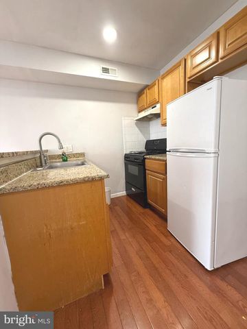 826 WASHINGTON AVE, Philadelphia, PA 19147