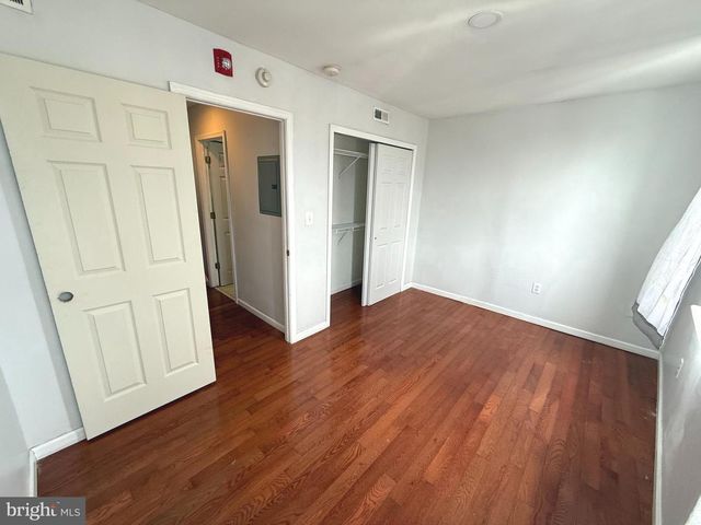 826 WASHINGTON AVE, Philadelphia, PA 19147