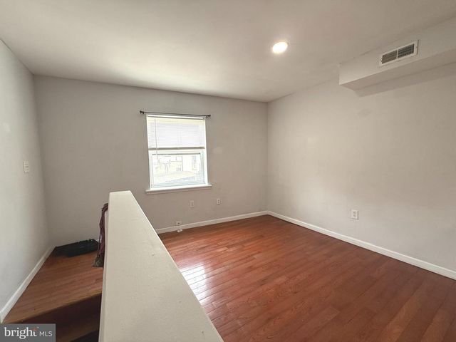 826 WASHINGTON AVE, Philadelphia, PA 19147