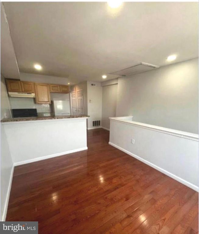 826 WASHINGTON AVE, Philadelphia, PA 19147