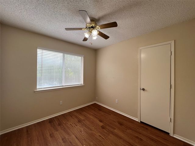 2213 Rolling Creek Run, Fort Worth, TX 76108