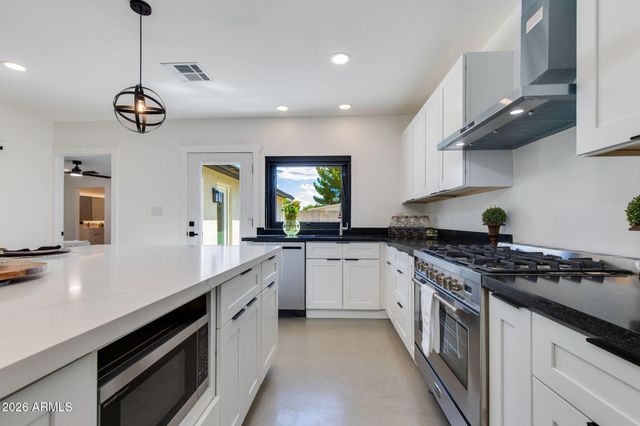 511 E Oregon Avenue, Phoenix, AZ 85012
