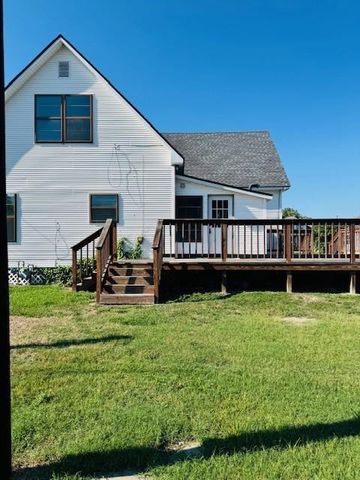 217 Main Street, Palacios, TX 77465