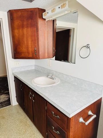 217 Main Street, Palacios, TX 77465