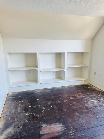 217 Main Street, Palacios, TX 77465