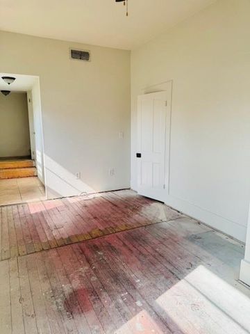 217 Main Street, Palacios, TX 77465