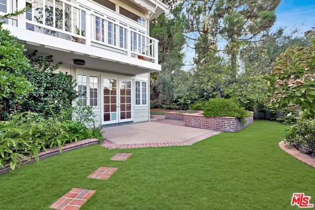 12557 The Vista, Los Angeles, CA 90049