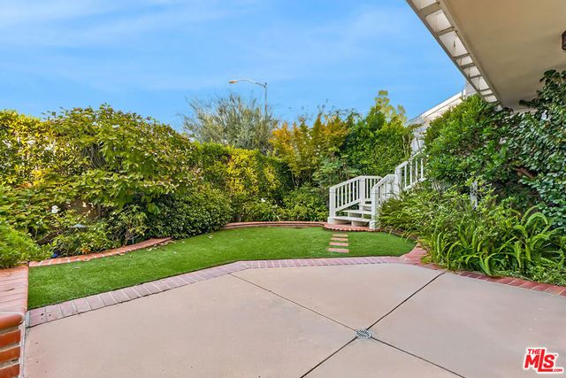 12557 The Vista, Los Angeles, CA 90049