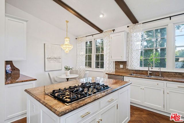 12557 The Vista, Los Angeles, CA 90049