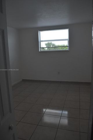 666 W 81st Street 311, Hialeah, FL 33014