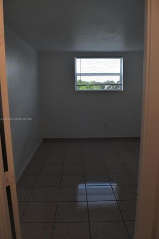 666 W 81st Street 311, Hialeah, FL 33014