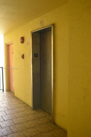 666 W 81st Street 311, Hialeah, FL 33014
