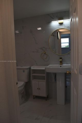 666 W 81st Street 311, Hialeah, FL 33014