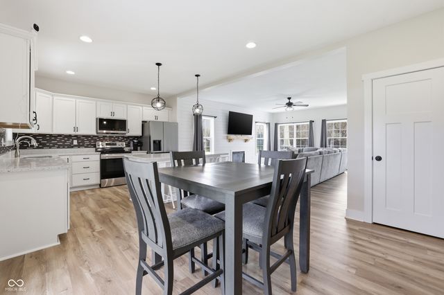 210 Gettysburg, Coatesville, IN 46121