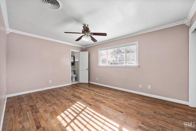 201 Oleander Avenue, Bakersfield, CA 93304