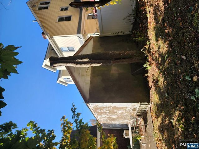 133 Shepard Avenue, Teaneck, NJ 07666