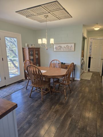 491 Hillview Dr, Lawrenceburg, TN 38464