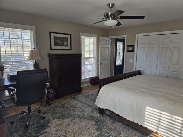 491 Hillview Dr, Lawrenceburg, TN 38464