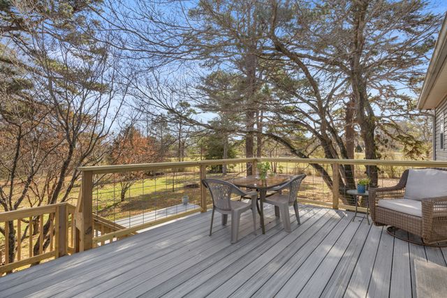 491 Hillview Dr, Lawrenceburg, TN 38464