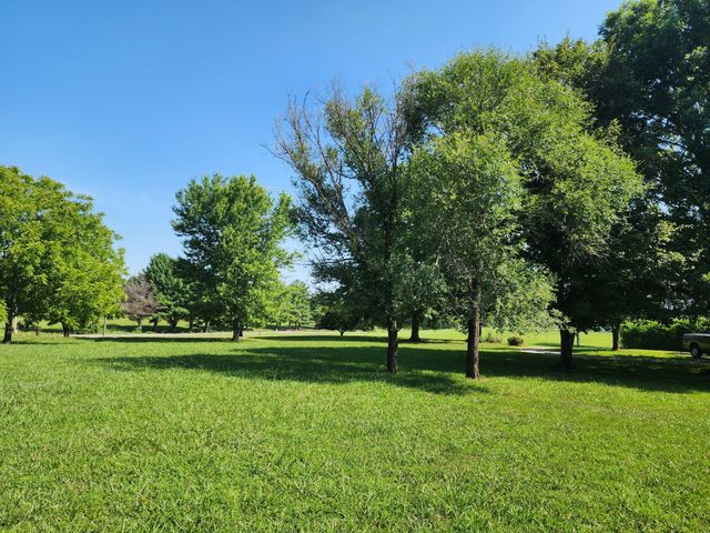 491 Hillview Dr, Lawrenceburg, TN 38464