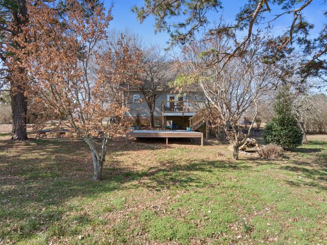 491 Hillview Dr, Lawrenceburg, TN 38464