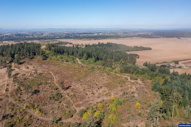 38733 Wildflower Next To Dr, Lebanon, OR 97355