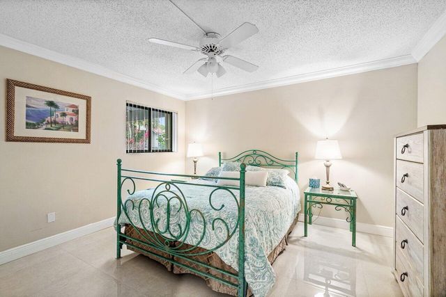 5771 Fairway Park Court 103, Boynton Beach, FL 33437