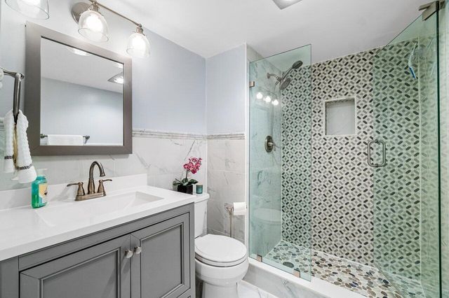 5771 Fairway Park Court 103, Boynton Beach, FL 33437