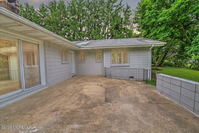 699 Aldrich Road, Howell, NJ 07731