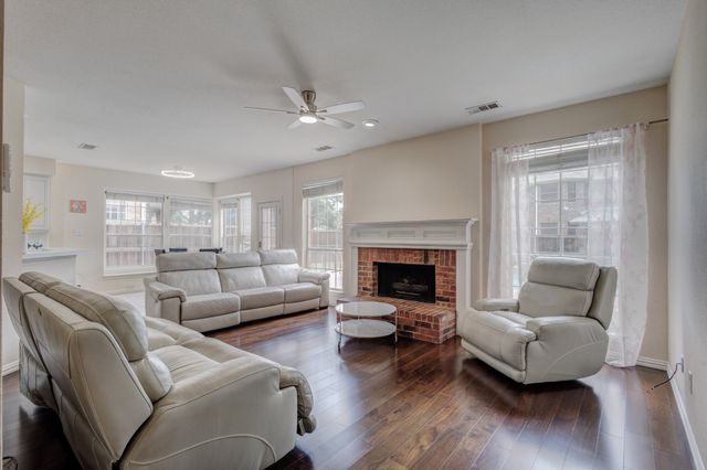 2816 Lakehollow Lane, Flower Mound, TX 75028
