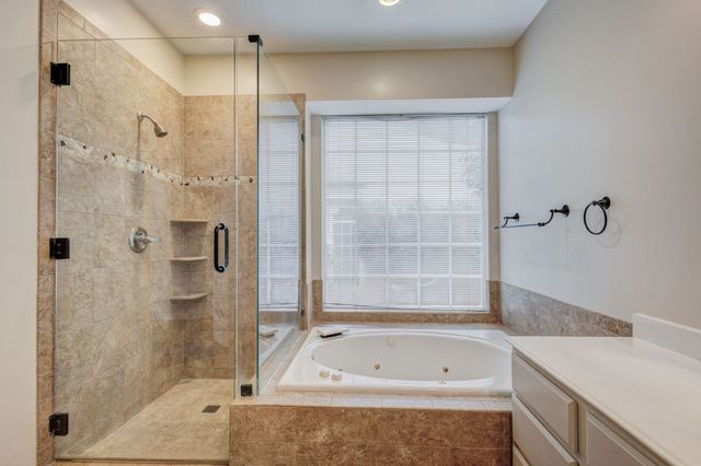 2816 Lakehollow Lane, Flower Mound, TX 75028