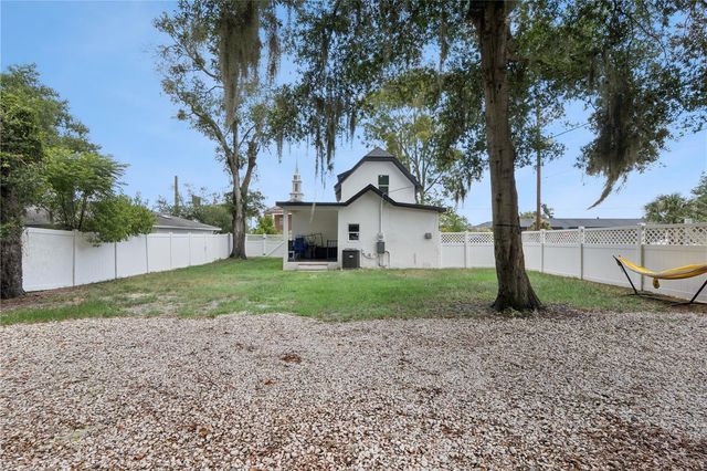 732 E ORANGE AVENUE, Eustis, FL 32726