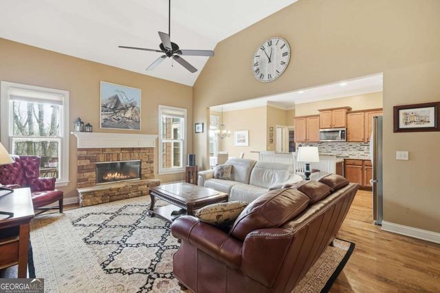 173 Indian Oak Drive, Waleska, GA 30183