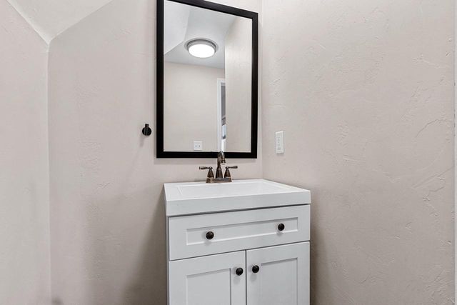 109 W 4TH STREET, Kaukauna, WI 54130