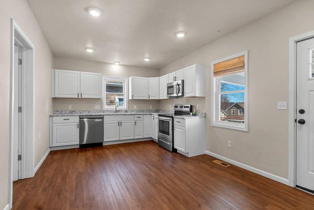 109 W 4TH STREET, Kaukauna, WI 54130