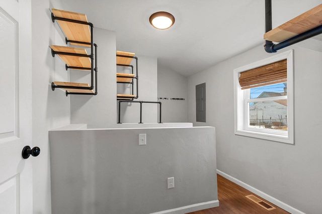 109 W 4TH STREET, Kaukauna, WI 54130