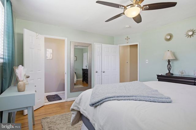109 SHUBROOK LN, Aston, PA 19014