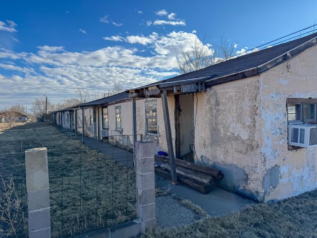 808 W 7th Street, Dalhart, TX 79022