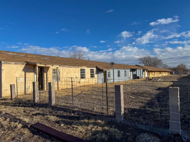 808 W 7th Street, Dalhart, TX 79022