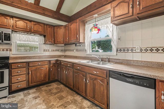 2535 NORTHLAND AVE, York, PA 17406