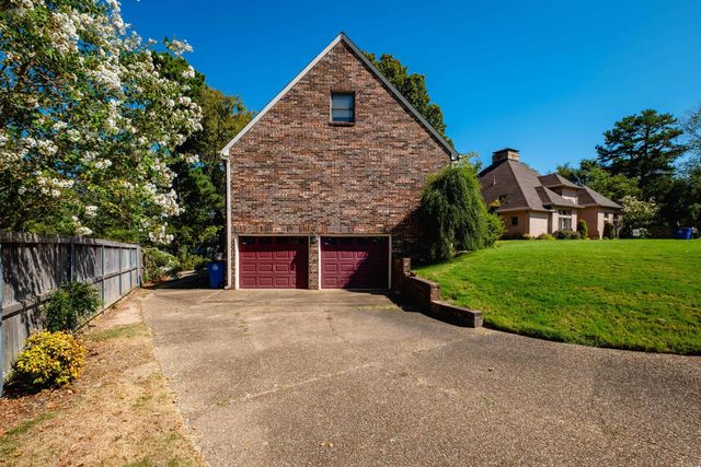 1204 North Point Lane, North Little Rock, AR 72116